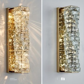 Luxury-modern gold/silver crystal wall lamp with LED three-color changing light. Suitable for bedrooms, bedside tables, corridors, etc. It is suitable for various indoor home lighting and decoration in different places. No wall switch is included.